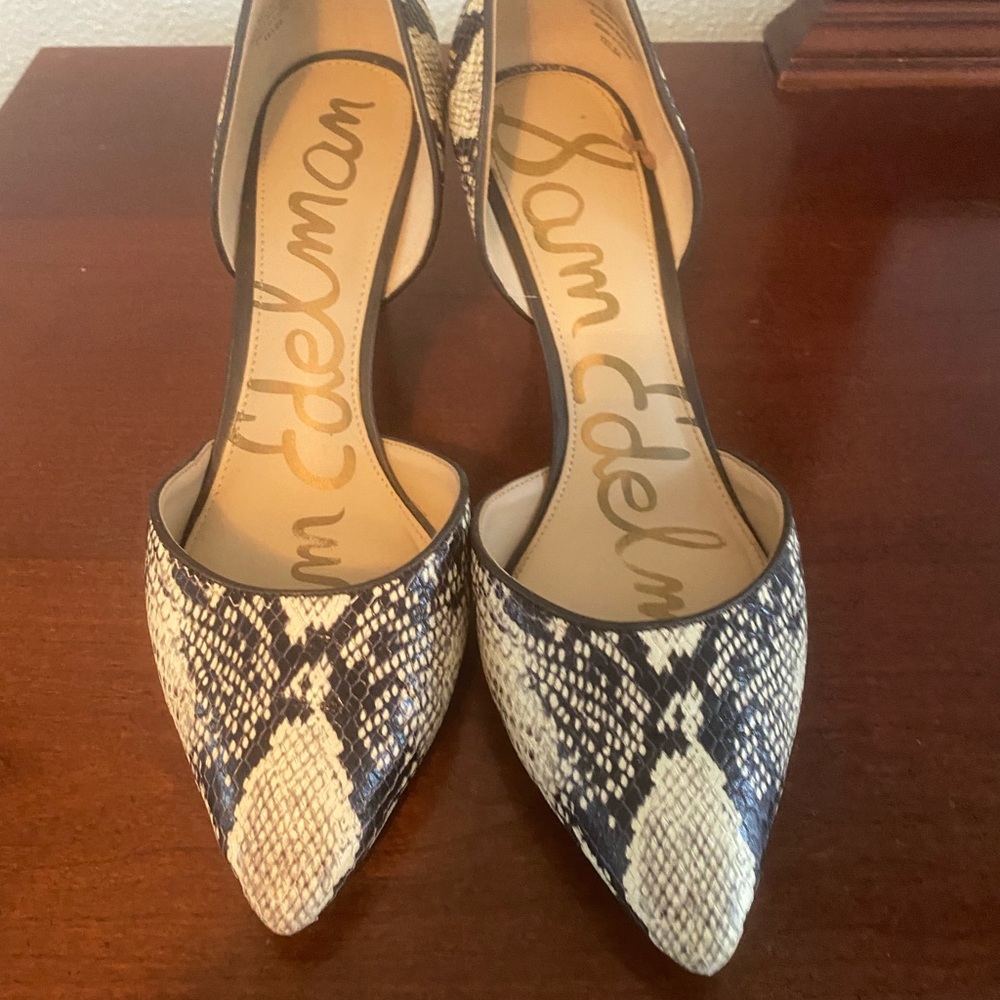 Sam Edelman heels. Snake print. Size 8.